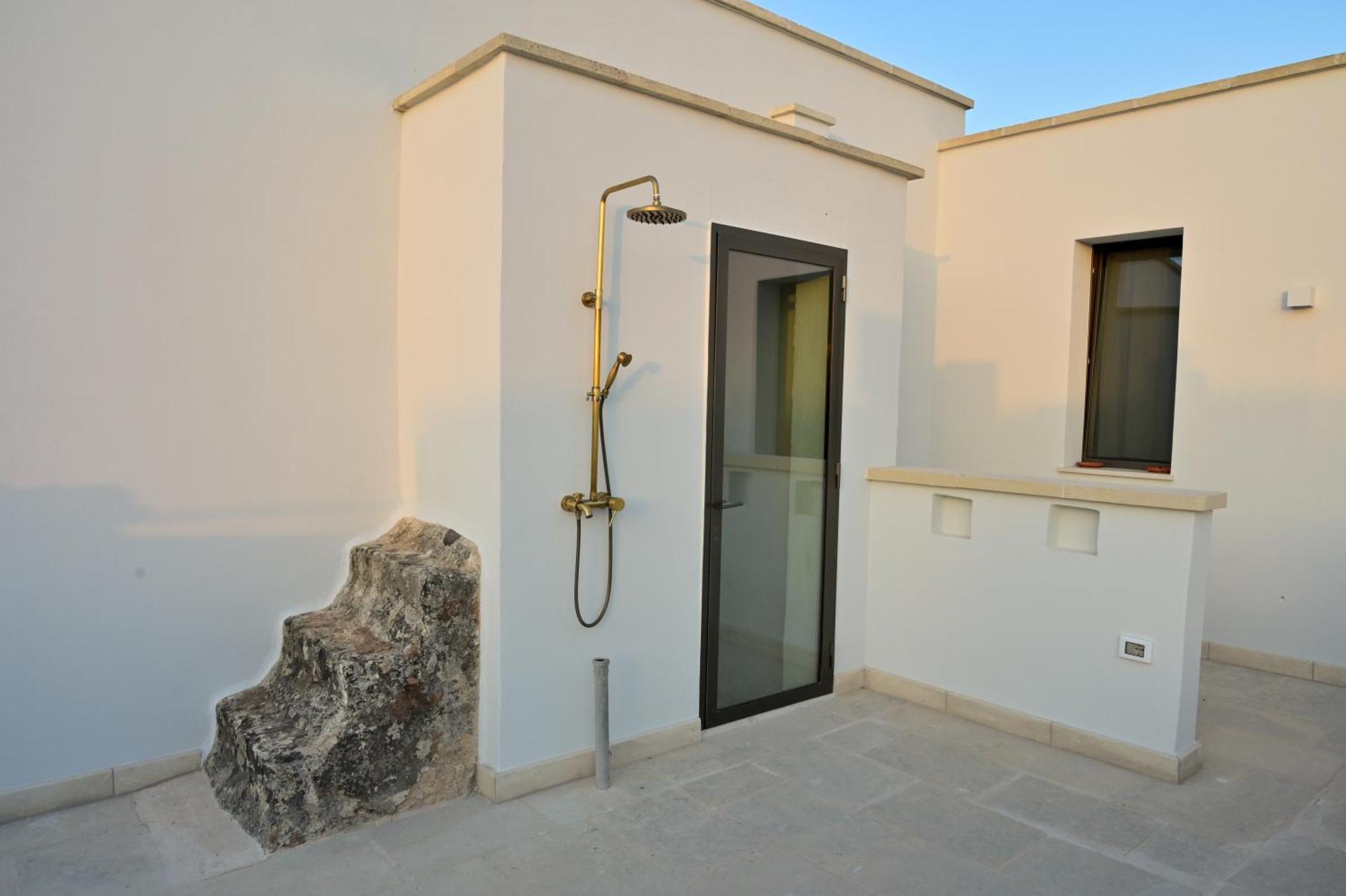 Jrooms - Apulian Home Tricase Bagian luar foto